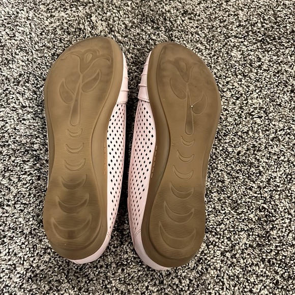 Light Pink Ballet Flats - Picture 3 of 9